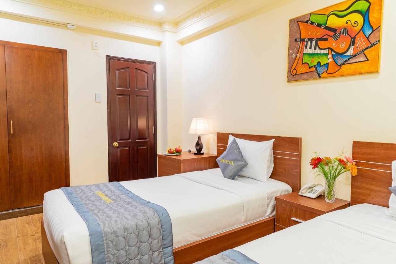 Cosmo Square Hotel Ho Chi Minh City Exterior photo