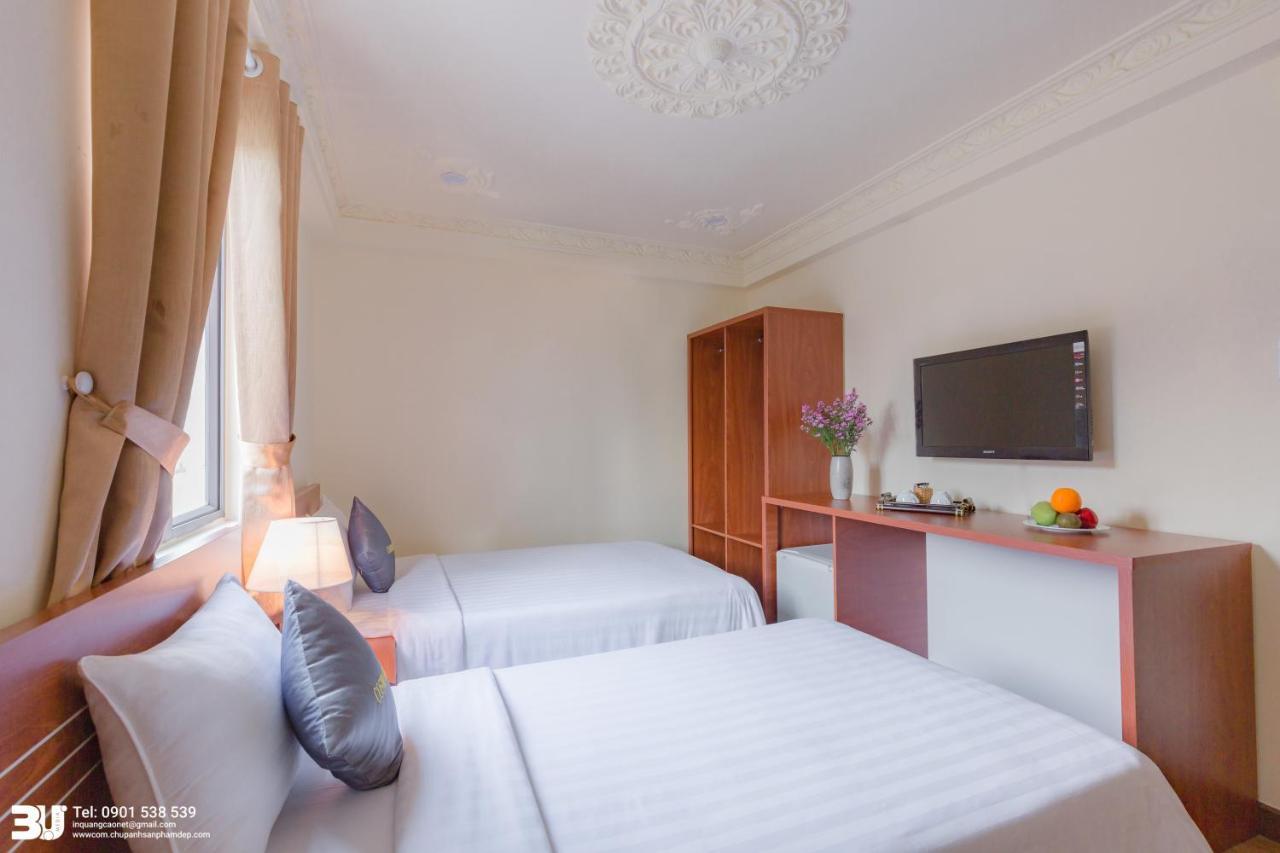 Cosmo Square Hotel Ho Chi Minh City Exterior photo